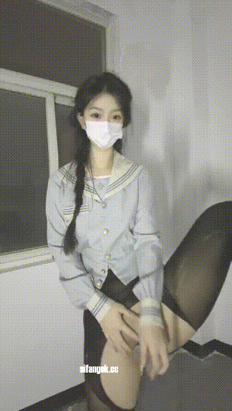 推特超香嫩妹【一杯热可可】真金定制裸舞 自慰高能篇(42V) 1.4GB