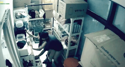 韩国情侣从前台到咖啡厅仓库性爱啪啪啪流出⭐趴着女的背上疯狂后入如肏母狗 2.33GB