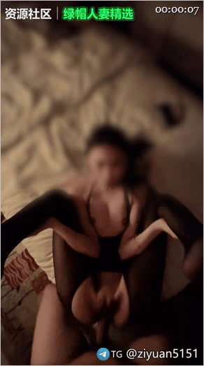 专操欲求不满的极品翘臀少妇淫妻长屌收割机「Xxxt」性感连体黑丝少妇足交，无套操逼！13V 329.4MB